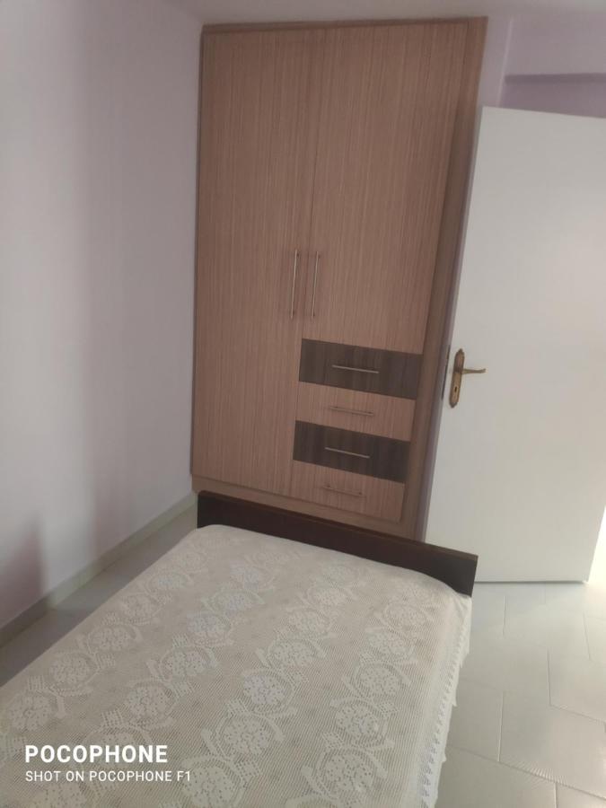 Κεντρικό, άνετο και ζεστό διαμέρισμα Καμένα Βούρλα Εξωτερικό φωτογραφία