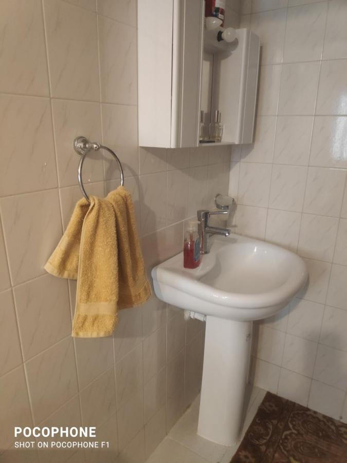Κεντρικό, άνετο και ζεστό διαμέρισμα Καμένα Βούρλα Εξωτερικό φωτογραφία